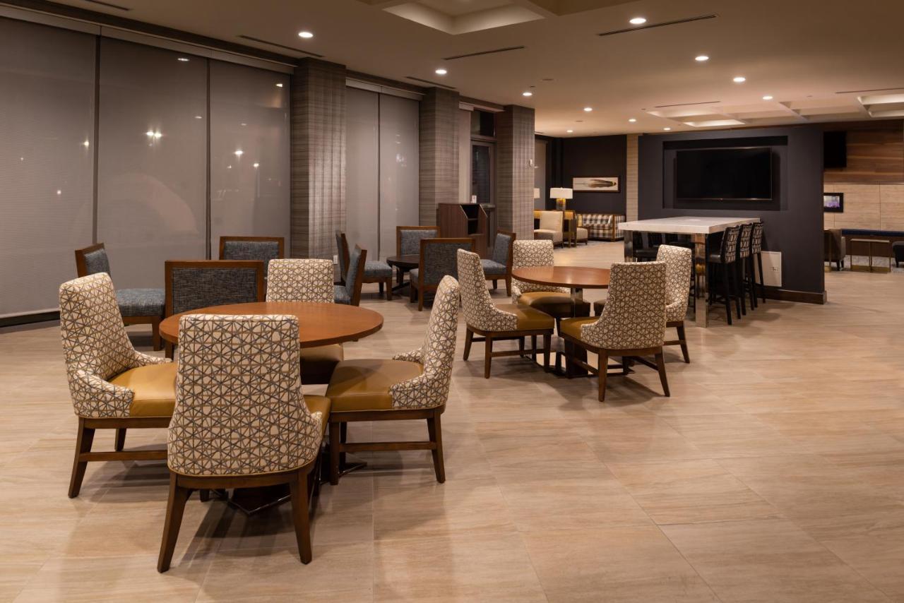 Courtyard By Marriott Charlotte Northlake Dış mekan fotoğraf