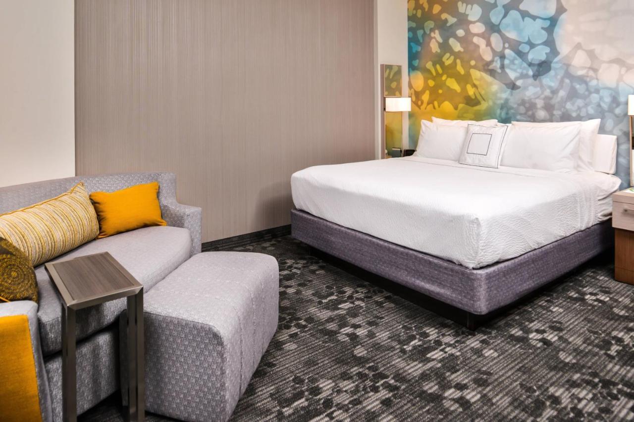 Courtyard By Marriott Charlotte Northlake Dış mekan fotoğraf
